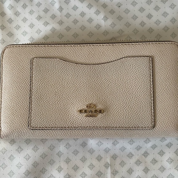 Coach Purse and Wallet (used) - Picture 4 of 8